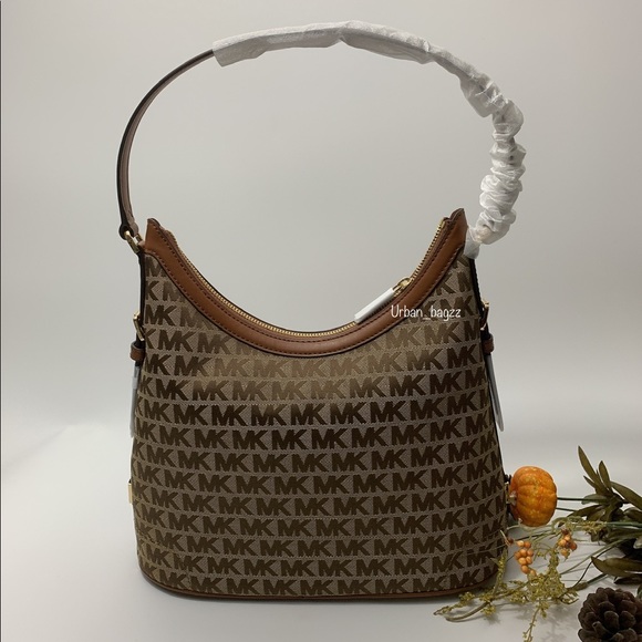 Michael Kors Ginger Large Shoulder Bag - Picture 5 of 9